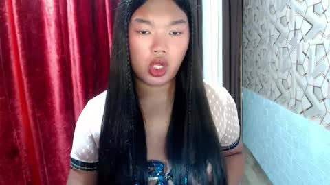 KATE online show from April 3, 6:28 pm