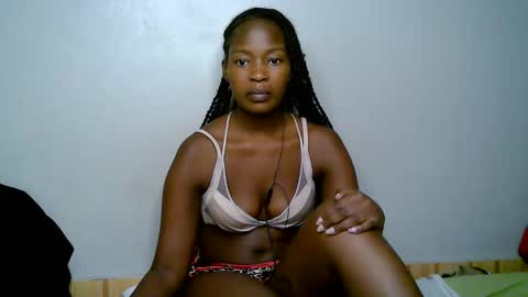 naughty_keesha1 online show from October 4, 11:09 pm