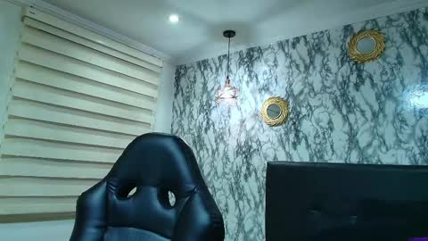 Snapshot of naughty_kittenm chatting on February 28, 11:14 am Kitten online show from February 28, 11:14 am