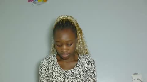 Snapshot of naughty_princess25 chatting on October 13, 7:55 am naughty_princess25 online show from October 13, 7:55 am