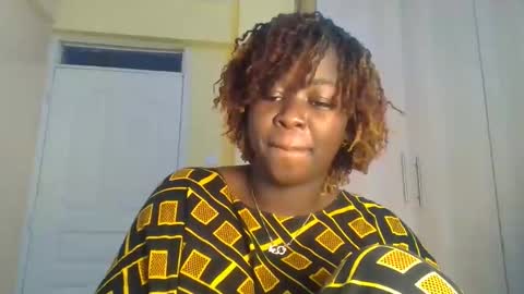 Lydiah online show from October 19, 6:43 pm