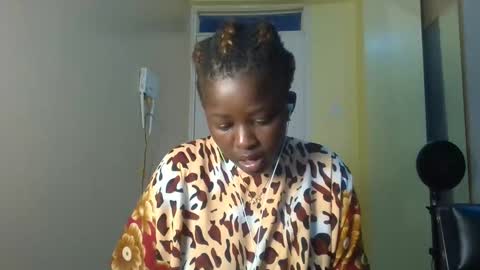 Lydiah online show from October 7, 6:34 pm