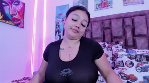 Snapshot of naughtyanamaria chatting on December 19, 3:40 am Ana online show from December 19, 3:40 am