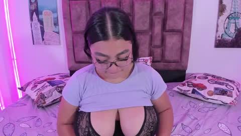 Snapshot of naughtyanamaria chatting on January 7, 2:42 am Ana online show from January 7, 2:42 am