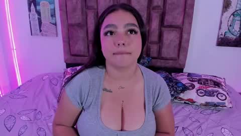 Snapshot of naughtyanamaria chatting on January 9, 2:43 am Ana online show from January 9, 2:43 am