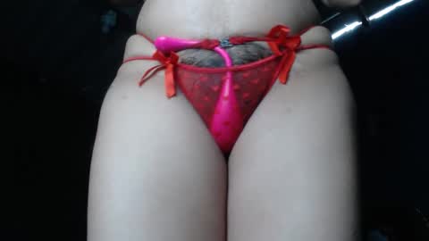 Snapshot of naughtyhotsquirt chatting on December 29, 3:03 pm Kimberly online show from December 29, 3:03 pm
