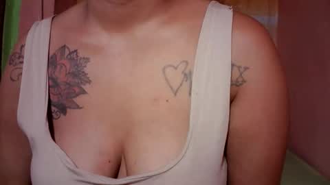 naughtymom_33 online show from October 23, 7:58 am