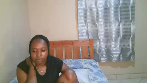 Snapshot of naughtynova33 chatting on October 6, 9:19 pm nova online show from October 6, 9:19 pm