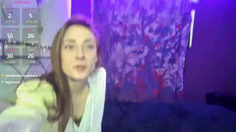 naughtynymph01 online show from December 28, 10:44 pm