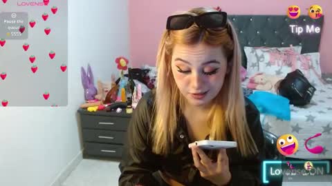 Snapshot of naughtyplayass chatting on January 21, 6:55 pm naughtyplayass online show from January 21, 6:55 pm