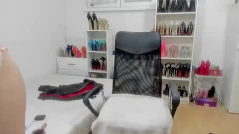 naughtysabine1 online show from February 3, 12:54 pm