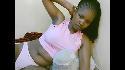 naughtyqueen online show from October 20, 7:11 am