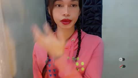 Celine online show from October 25, 5:04 am