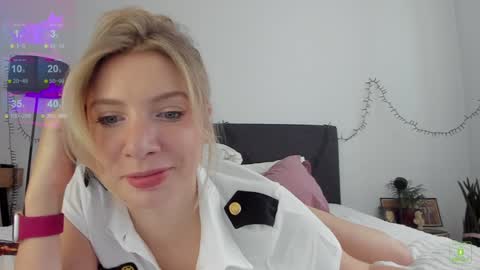 Nautica online show from January 12, 1:48 pm