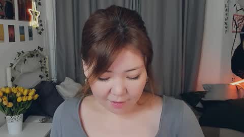 Snapshot of nazu_chan chatting on October 10, 2:11 pm Natzuko online show from October 10, 2:11 pm