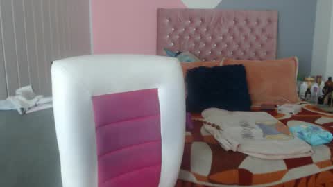 negrabig 38 online show from February 18, 3:21 am