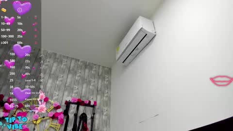 Miah online show from October 3, 12:10 pm