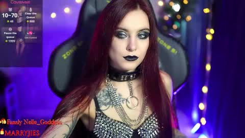    online show from December 3, 1:57 pm