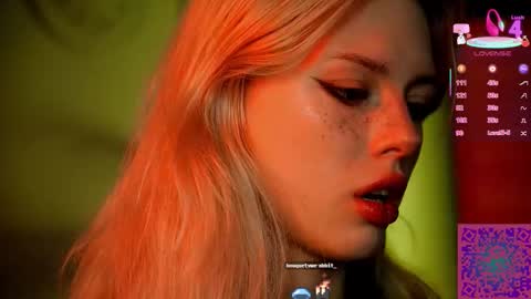 Snapshot of nelly_carroll chatting on September 30, 10:58 pm I am Nelly3 online show from September 30, 10:58 pm
