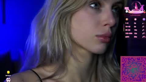 Snapshot of nelly_carroll chatting on October 16, 10:56 pm I am Nelly3 online show from October 16, 10:56 pm