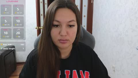 Nelly online show from December 13, 6:49 pm