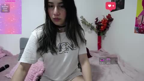 Snapshot of nenaa_stg chatting on October 1, 2:38 am Sol Stg online show from October 1, 2:38 am