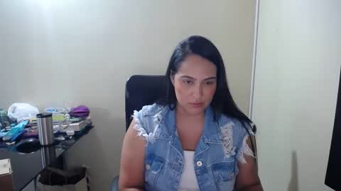 kelly lopez online show from January 29, 6:07 pm