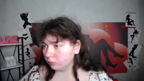 NeonilaLisova online show from December 4, 6:59 am