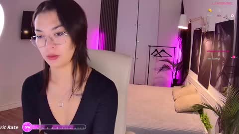 Snapshot of new_meow chatting on September 20, 6:45 am Alice online show from September 20, 6:45 am