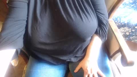 Lilly  online show from March 12, 10:16 am