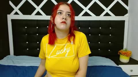 Estefani  online show from December 13, 12:17 pm