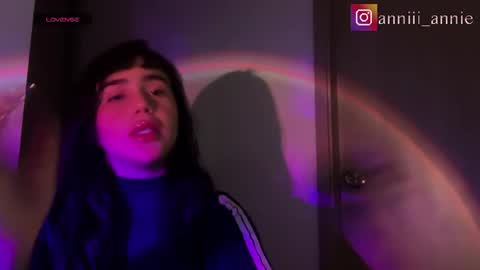 niah online show from June 11, 12:32 am