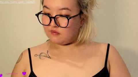 Kim online show from November 18, 4:19 pm