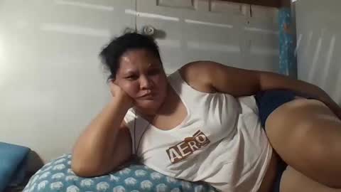 Snapshot of niceasianpussy chatting on February 17, 12:38 pm niceasianpussy online show from February 17, 12:38 pm