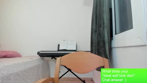 Snapshot of nicebrown chatting on October 9, 9:41 pm Sfora online show from October 9, 9:41 pm