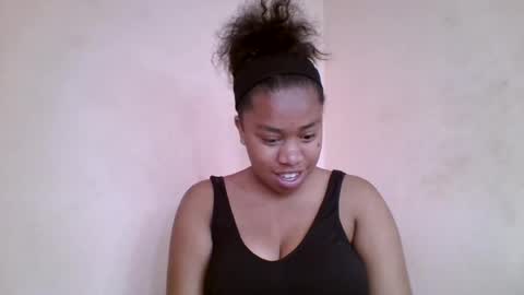 nicelly01 online show from July 3, 7:36 am