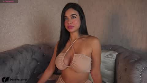 Snapshot of nichole__evans chatting on March 5, 10:33 pm nichole__evans online show from March 5, 10:33 pm