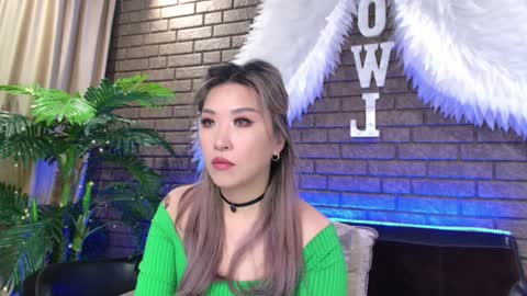 Nicky online show from February 3, 8:24 am