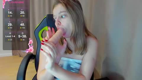 Nicky online show from January 14, 1:21 am