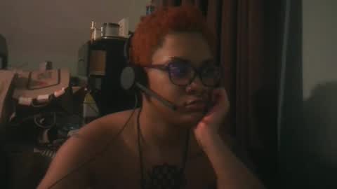 nickythehawtie online show from April 11, 2:28 am