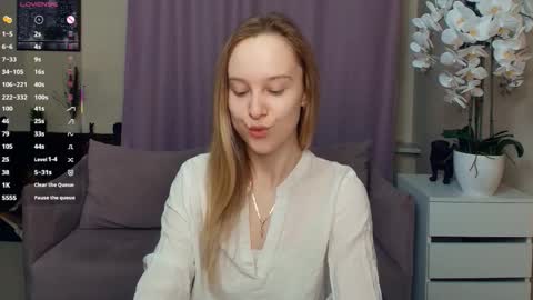 Nicoletta online show from March 6, 6:58 pm