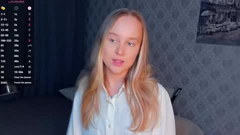 Nicoletta online show from September 25, 5:55 pm