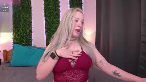 Snapshot of nicole__aniston__ chatting on February 24, 3:42 pm Nicole online show from February 24, 3:42 pm