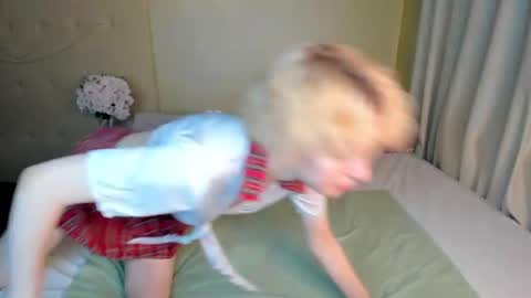 nicole_hiness online show from March 2, 8:16 am