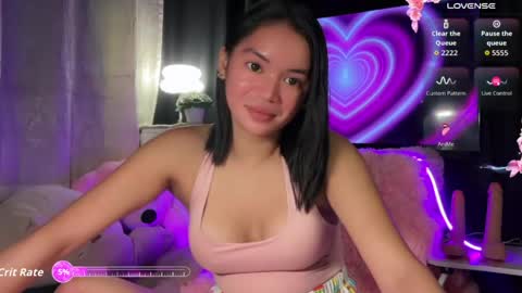 NICOLE online show from June 4, 7:40 pm
