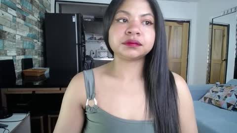 Snapshot of nicoleebon chatting on October 5, 9:31 pm Nicole online show from October 5, 9:31 pm