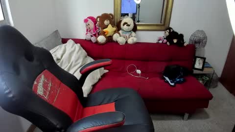 Snapshot of nicolettcolin chatting on February 18, 8:58 pm Nicolettcolin  online show from February 18, 8:58 pm