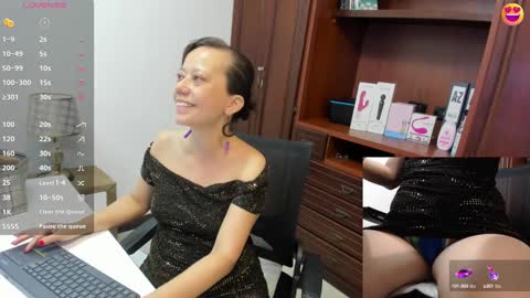 Snapshot of nicolettryan chatting on March 3, 11:47 am Nicolett Ryan online show from March 3, 11:47 am