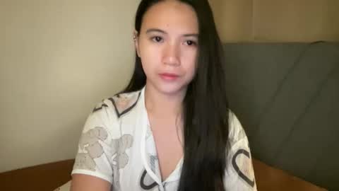 Snapshot of nicollete_snow chatting on September 22, 4:33 am NIC 333 online show from September 22, 4:33 am