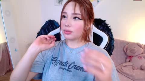 Snapshot of nicolthompsonn chatting on January 25, 12:38 am Nicol online show from January 25, 12:38 am